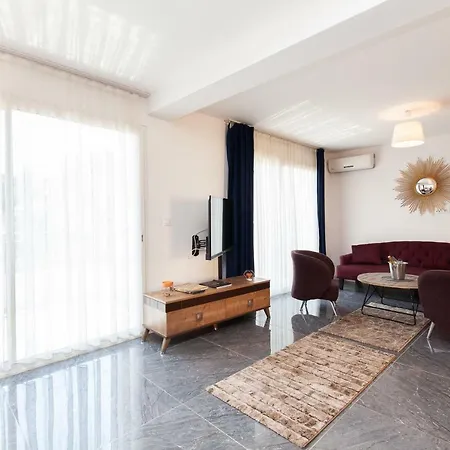 Apartmanhotel D'azur Riou Cannes