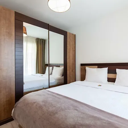 Apartmanhotel D'azur Riou 2*