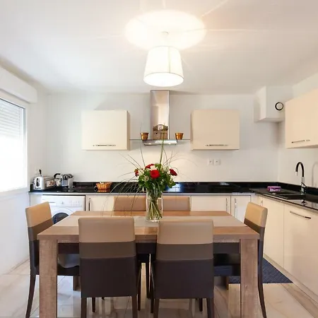 D'azur Riou Apartmanhotel 2*