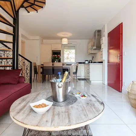 D'azur Riou Apartmanhotel 2*